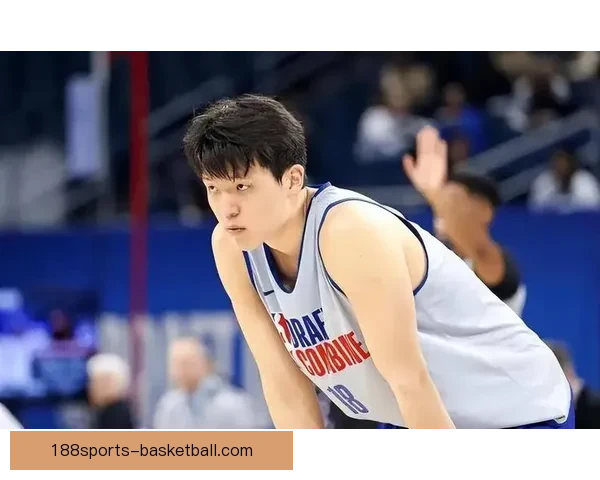 G联赛季后赛：杨瀚森贡献有限 黑七险胜船长晋级次轮